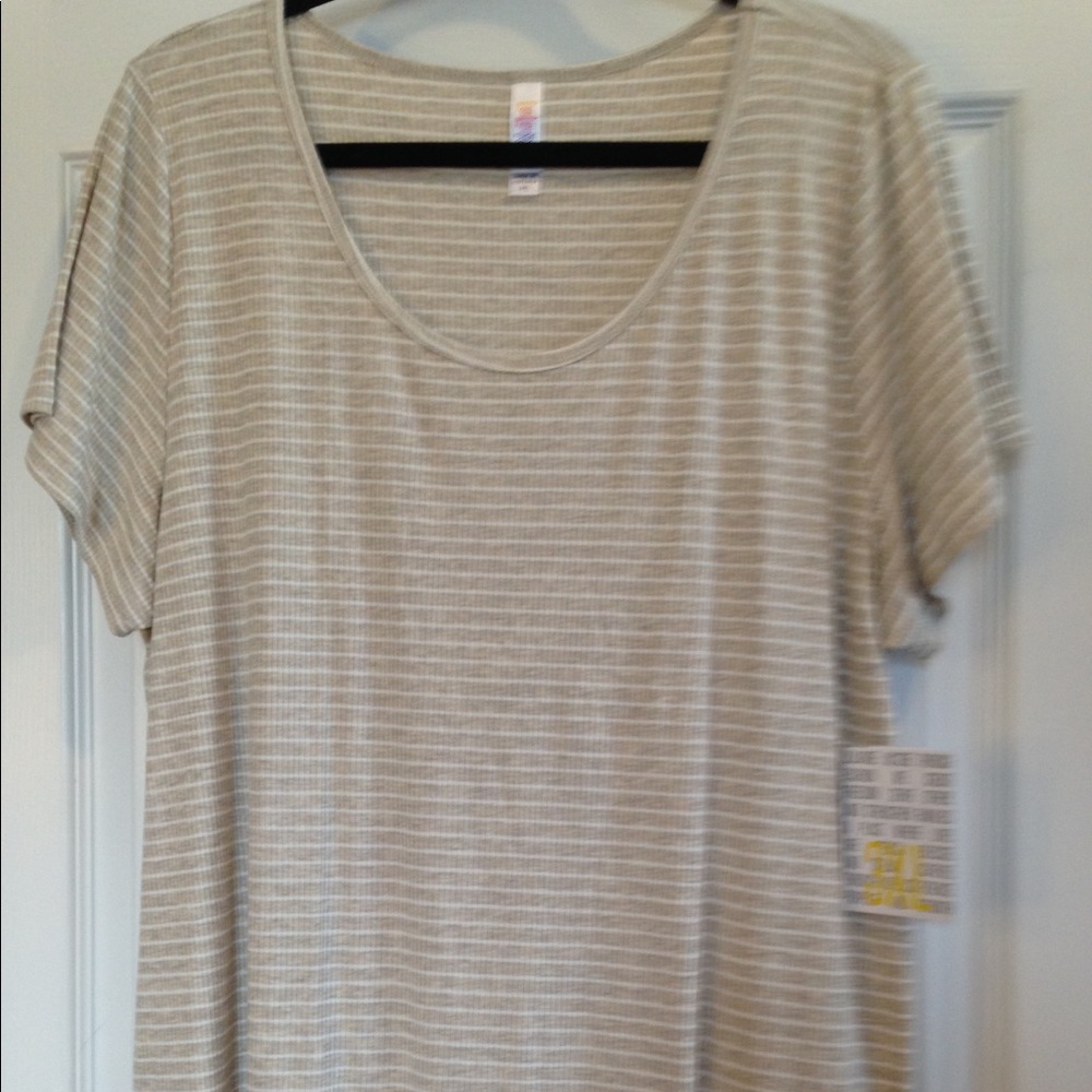BNWT 3XL Classic T
